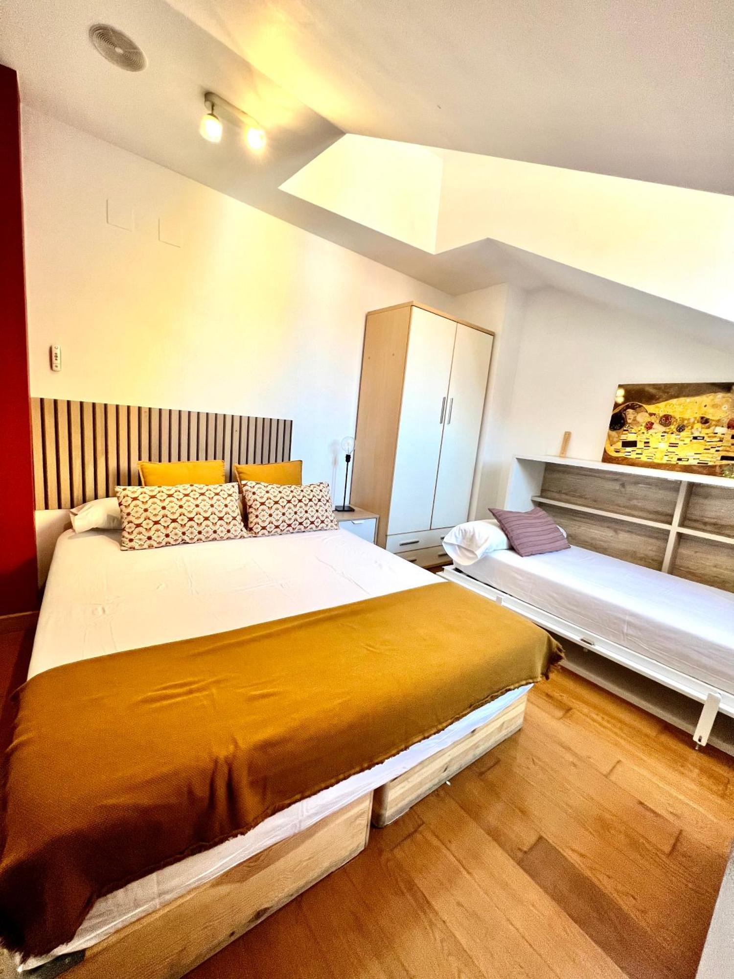 Apartamentos San Antonio Aranda de Duero Eksteriør bilde