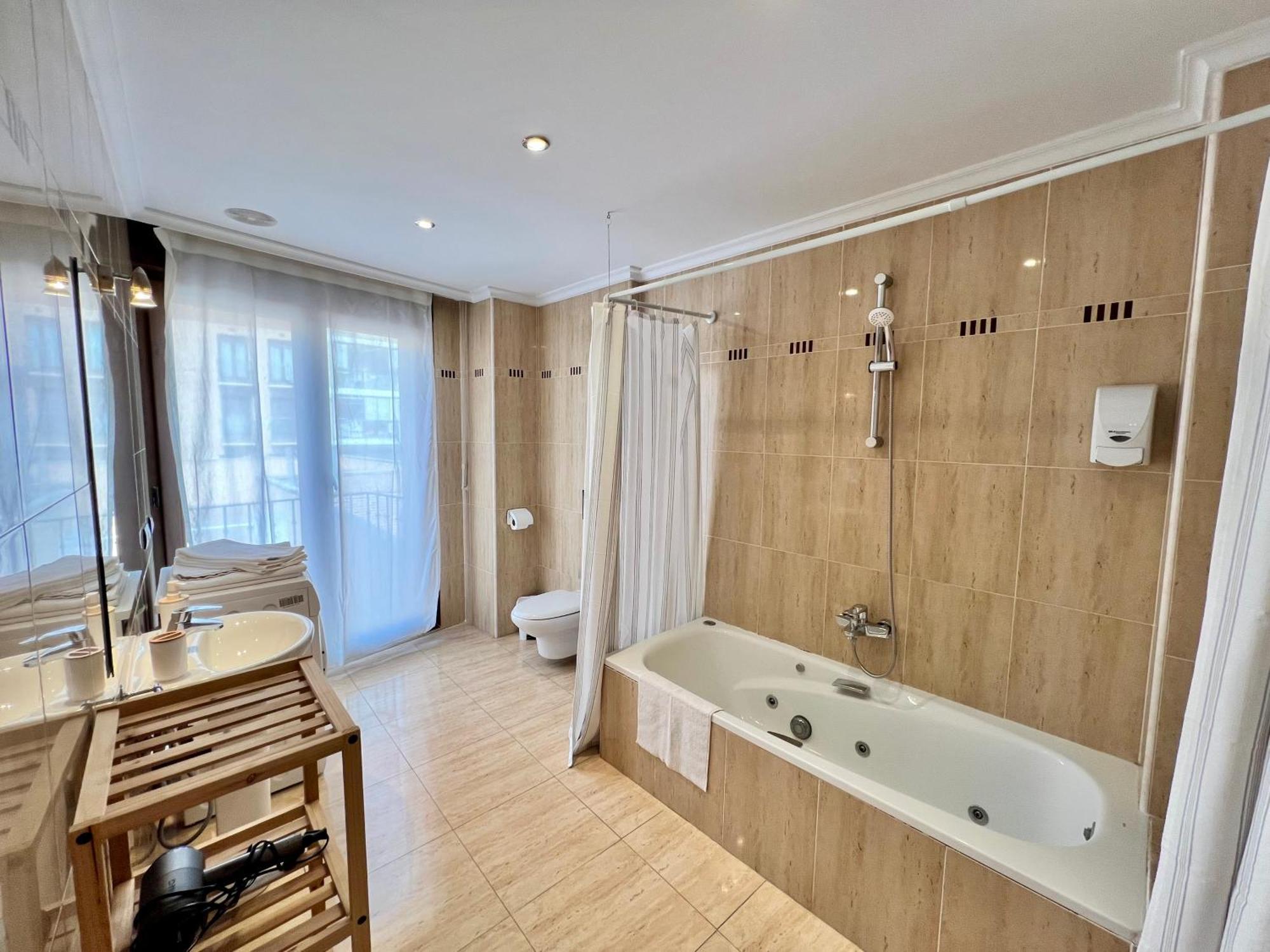 Apartamentos San Antonio Aranda de Duero Eksteriør bilde